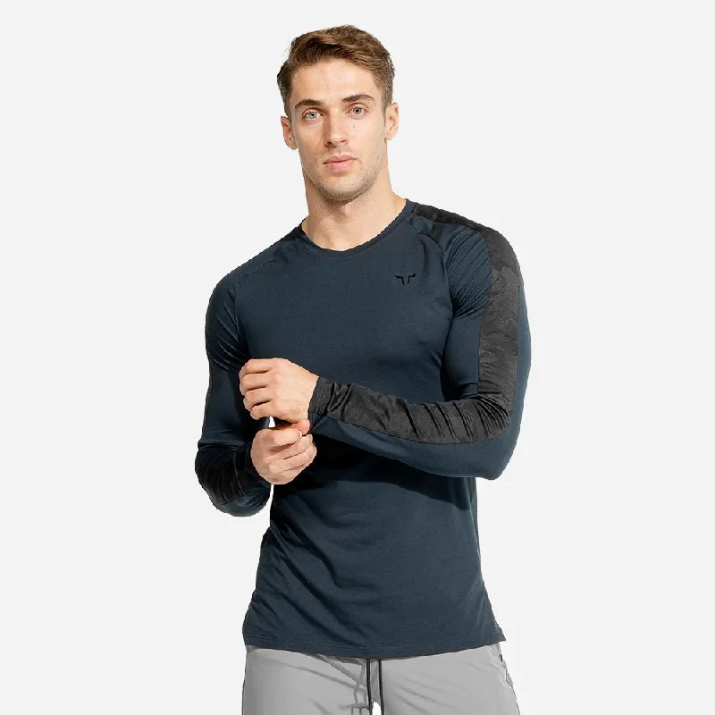 Men's weatherproof outdoor t-shirt-Limitless Long Sleeves Top - Navy