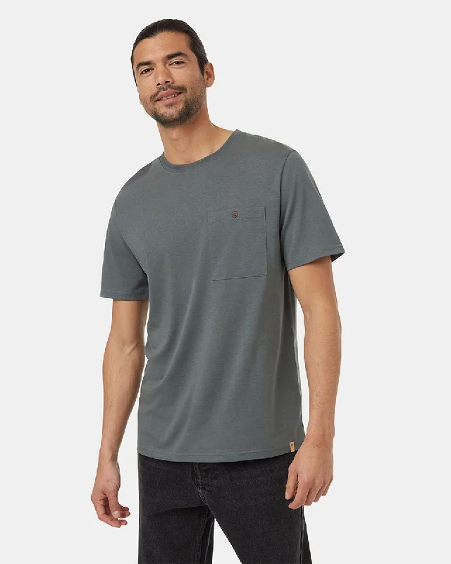 Men's tech fabric athletic t-shirt-TreeBlend Button Pocket T-Shirt