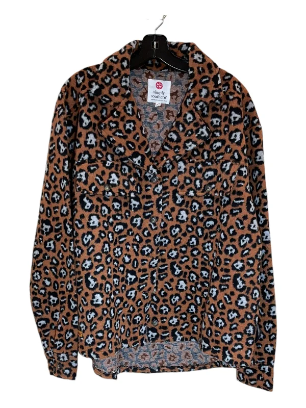 Men's comfortable raincoat-Jacket Shirt By Simply Southern In Animal Print, Size: L