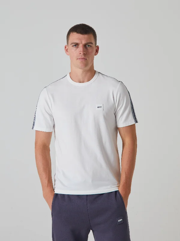 Men's relaxed fit athletic t-shirt-Barry Tee Solar White