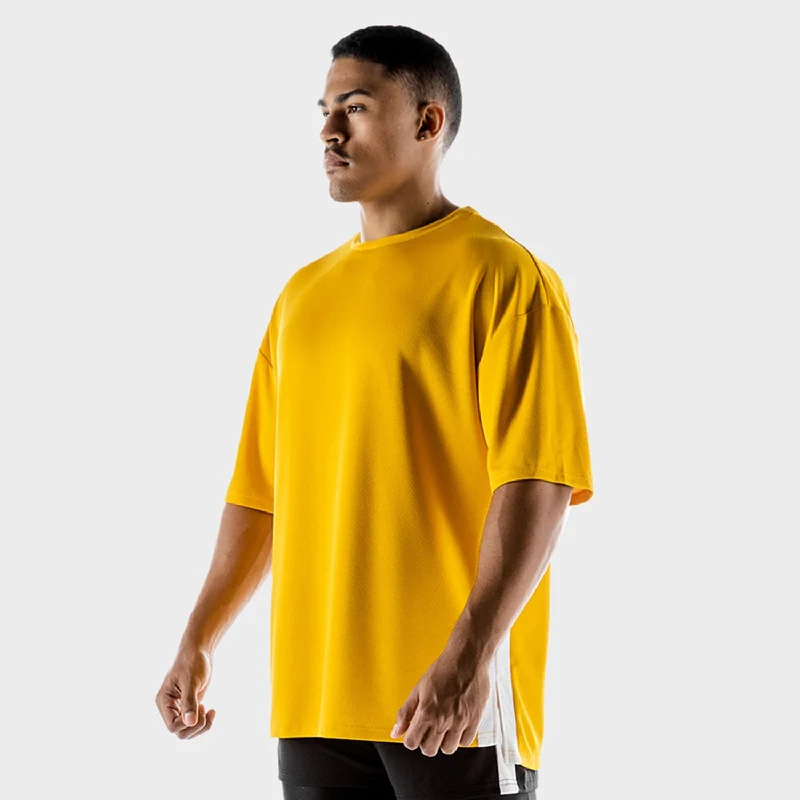 Men's workout tech t-shirt-Hybrid Oversize Tee - Yellow