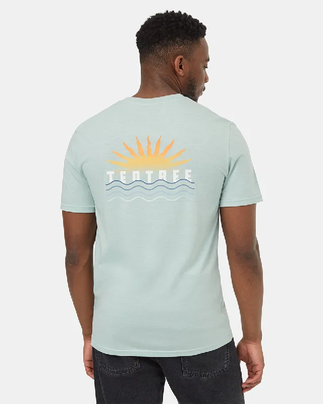 Men's fashion tech t-shirt-Tentree Sunset T-Shirt