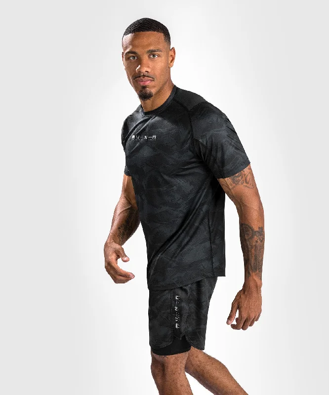 Men's ultra-breathable athletic t-shirt-Venum Electron 3.0 Dry Tech  T-Shirt - Short Sleeves - Black