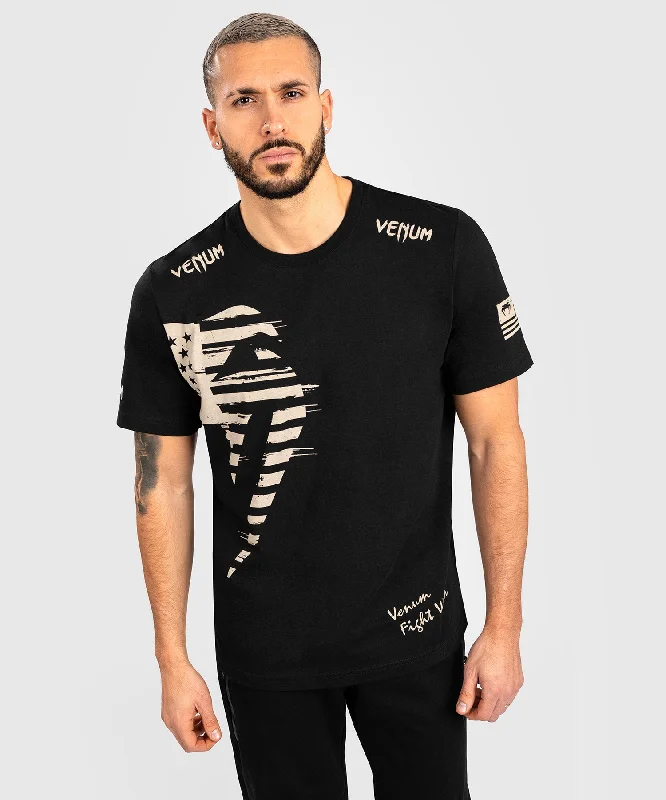 Men's versatile athletic t-shirt-VENUM GIANT USA T-SHIRT - REGULAR FIT - BLACK