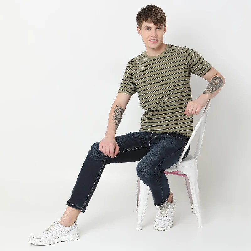 Men's versatile athletic t-shirt-Regular Fit Striped T-Shirt