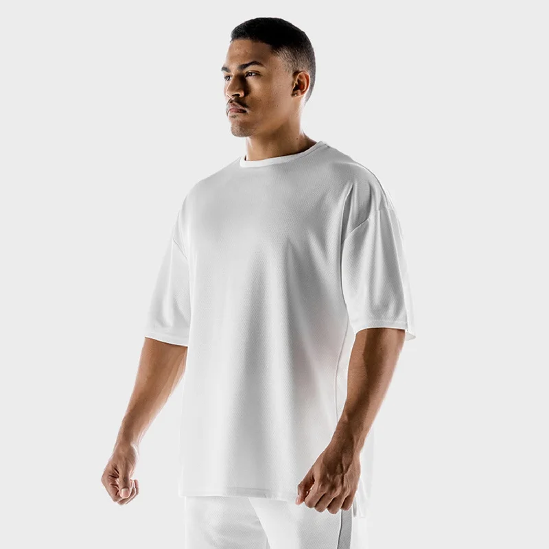 Men's tech fabric athletic t-shirt-Hybrid Oversize Tee - White