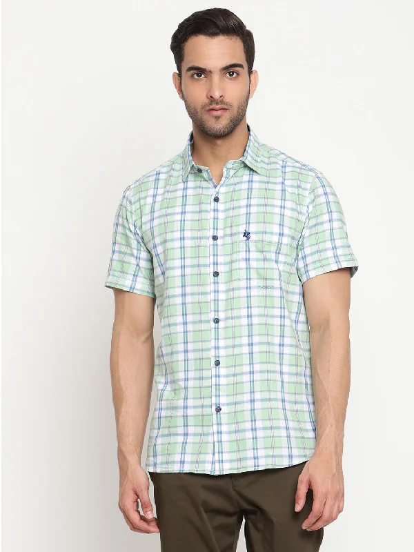 Men's versatile athletic wear shirt-Men's Light Green Casual Medium Checks Half Sleeve Shirt